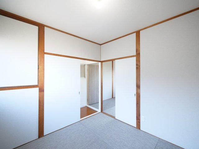 田中メゾネットの和室