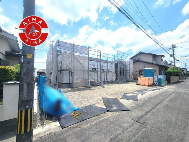 太宰府市青山1丁目第2-1棟(1号棟)の前面道路含む現地写真|見学の時間などお気軽にお問い合わせ下さい。