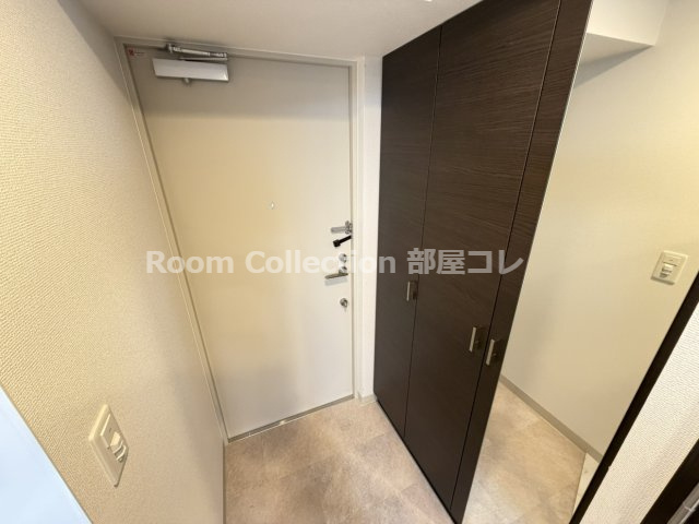 エステムコート名古屋ライブゲートの玄関