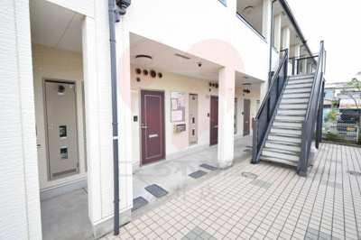 【エントランス】 | ロイヤルパレス