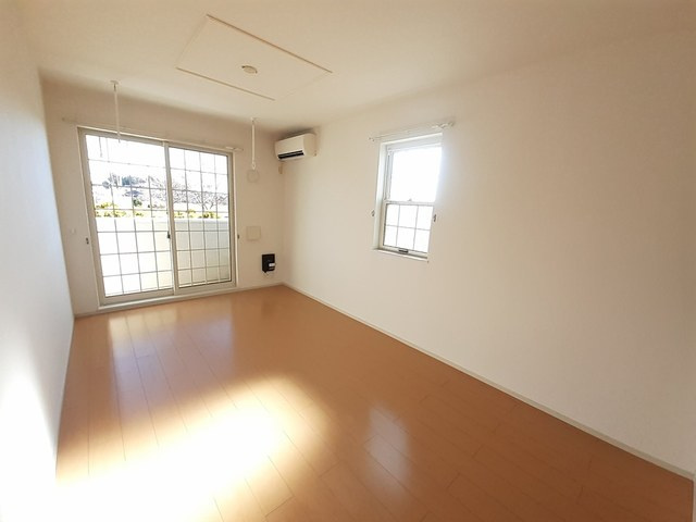 アルエットＢの居間・リビング|居室・リビング