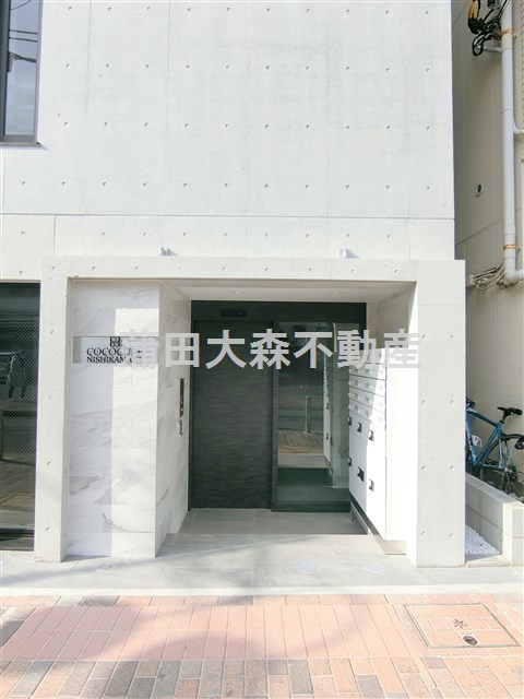 COCOCUBEココキューブ西蒲田のエントランス