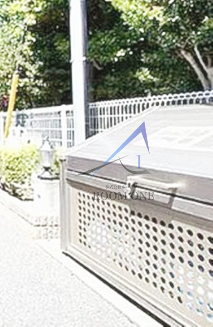 ファーストプレイスのその他共用部分|敷地内ゴミ捨て場です。