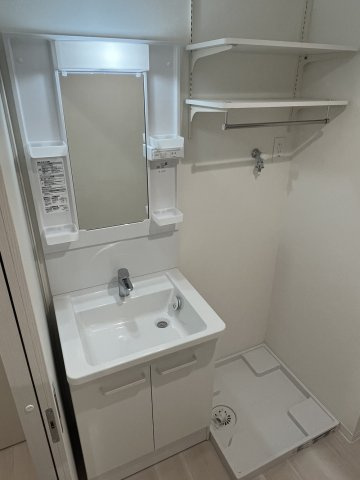 石島タウンフラッツの独立洗面台