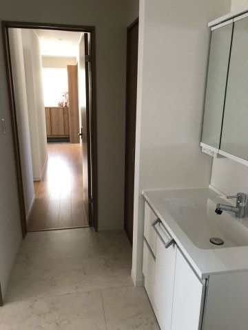 小山市喜沢684-21の独立洗面台