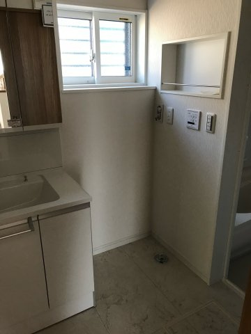 小山市喜沢684-21の洗面所