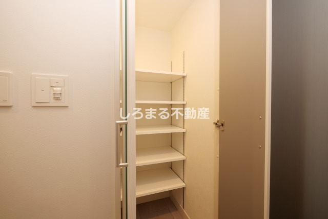 アーバネックス梅田中崎町Ⅱの収納