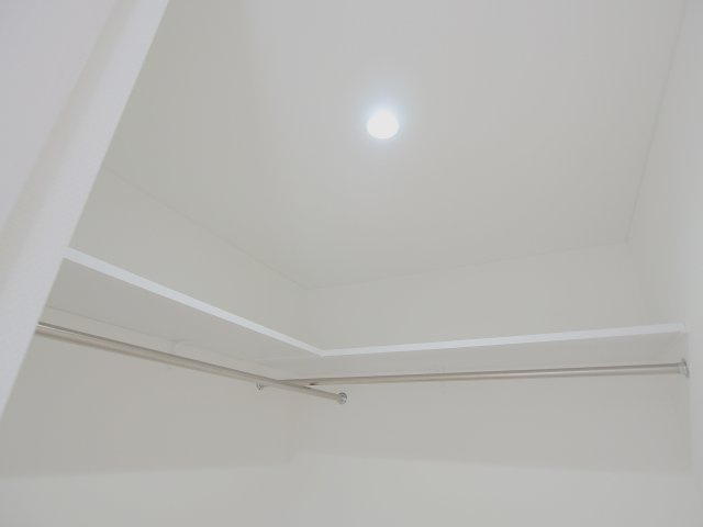 エルシスガーデン府中町の収納