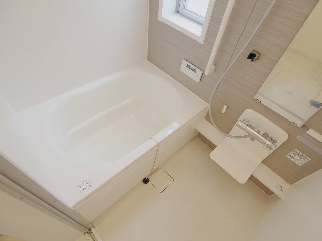 エルシスガーデン府中町の浴室