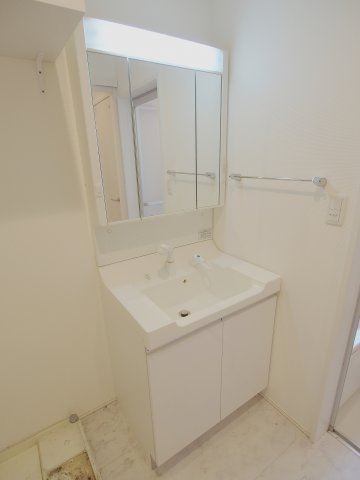 エルシスガーデン府中町の洗面所