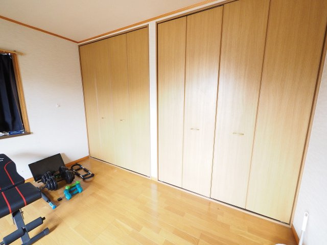 【弊社専任】狭山市堀兼　中古戸建　東南角地　駐車２台可の洋室