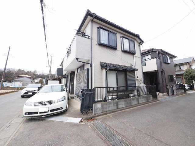 【弊社専任】狭山市堀兼　中古戸建　東南角地　駐車２台可の外観