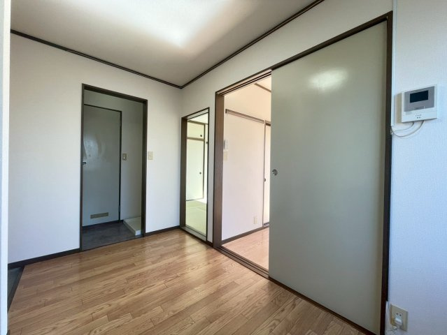 【居間・リビング】