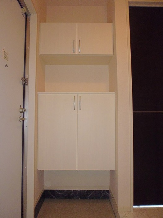 ニュル・ナインの収納