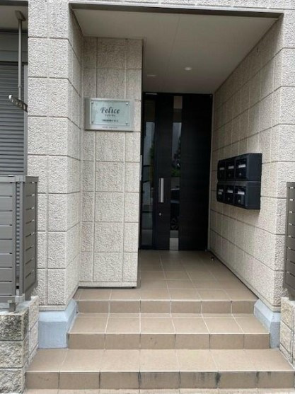 フェリーチェの外観