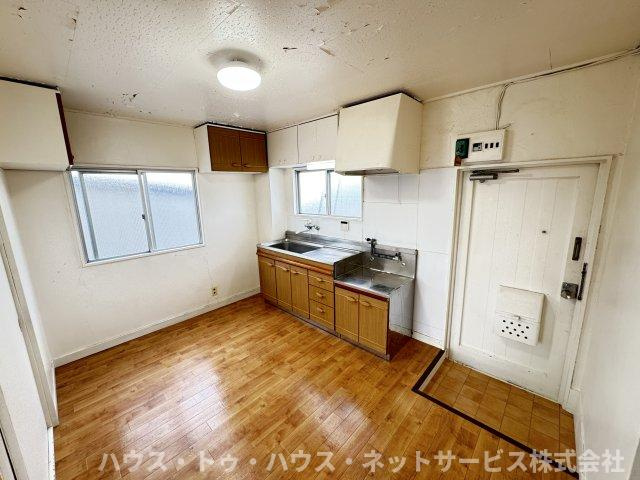 矢野マンションの洋室