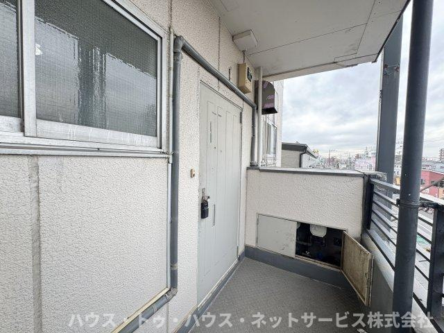 矢野マンションのエントランス