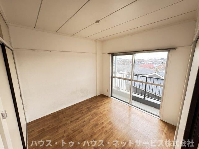 矢野マンションの寝室