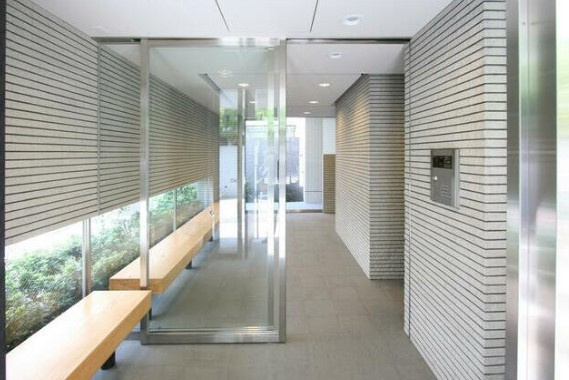 GAGAガガのロビー