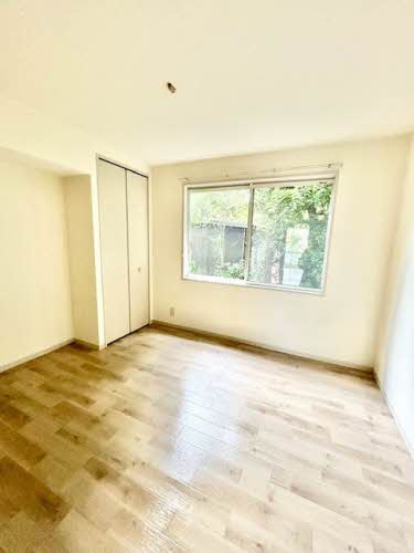 フレグランス床波Stの居間・リビング