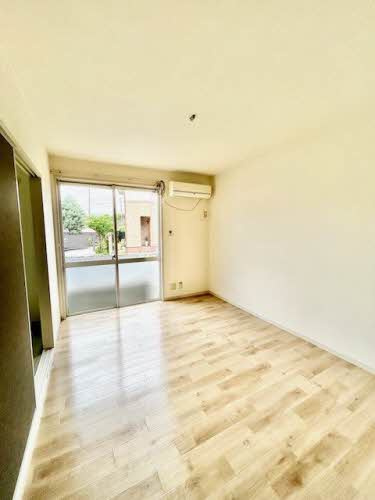 フレグランス床波Stの居間・リビング