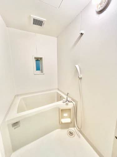 フレグランス床波Stの浴室