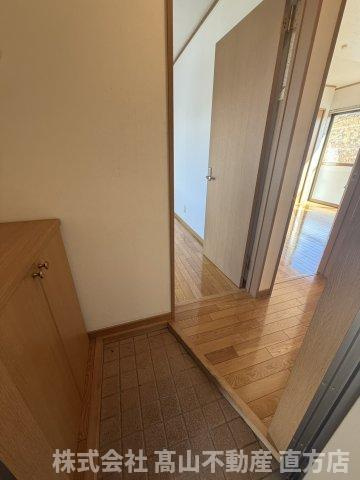 ガンダーラ光の玄関