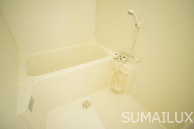 新屋敷エクシードの浴室