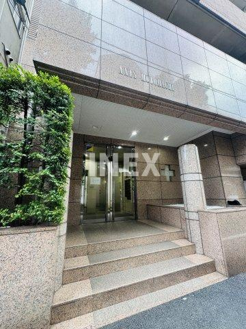 横浜市中区元町３丁目の賃貸マンションのエントランス