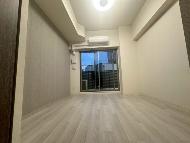 プレサンス海老江ジャルダンの洋室
