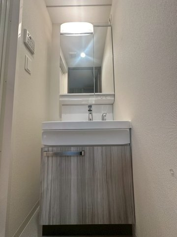 プレサンス海老江ジャルダンの洗面所