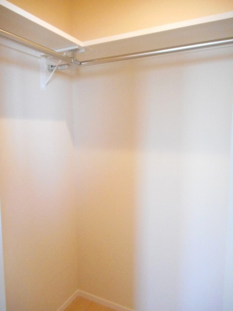 メゾン　フィル　デ　フェールの収納|嬉しいウォークインクローゼット