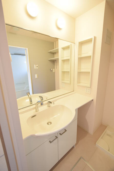 神戸6番館の洗面所