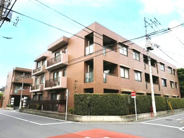 アールヴェール荻窪北の外観