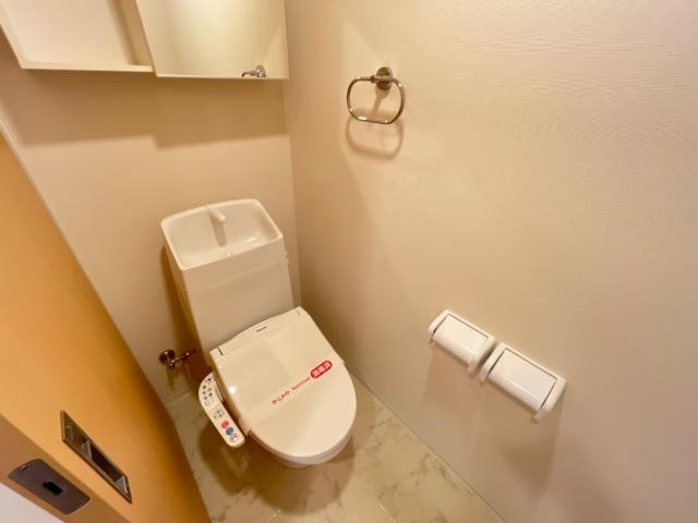 ロビンⅢのトイレ|シャワー付トイレ