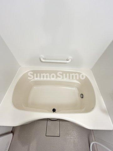 URパークタウン西武庫　16号棟の浴室|ゆったり過ごせるお風呂です