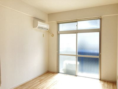 【居間・リビング】 | ソレイユK