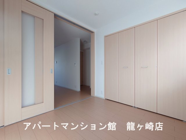 サニーヒルズコートの寝室