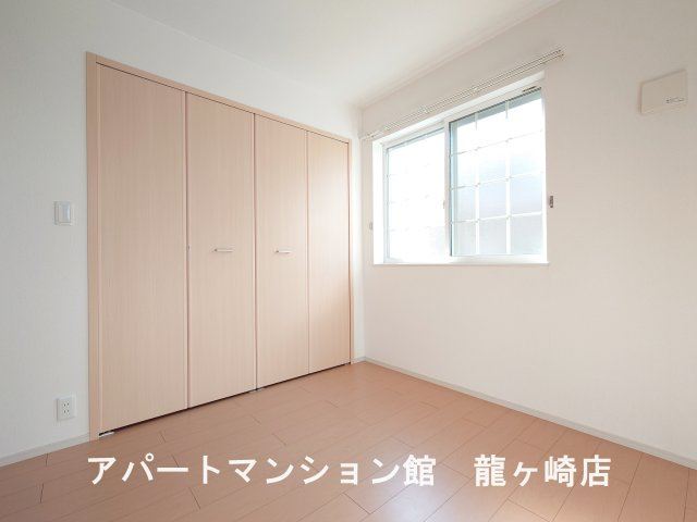 サニーヒルズコートの寝室