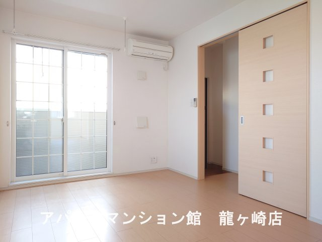 サニーヒルズコートの居間・リビング