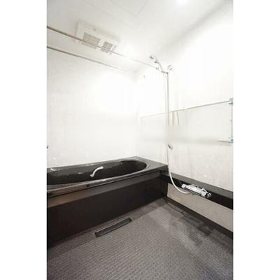 【浴室】 | クレール・ドゥ・リュンヌ