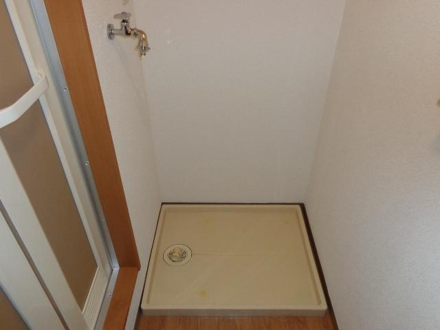 グランチェスタのその他|洗濯機置場