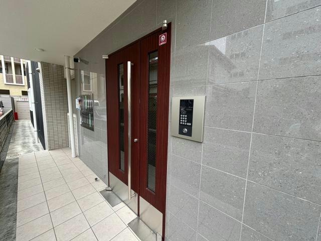 ラウレア元塩町のエントランス