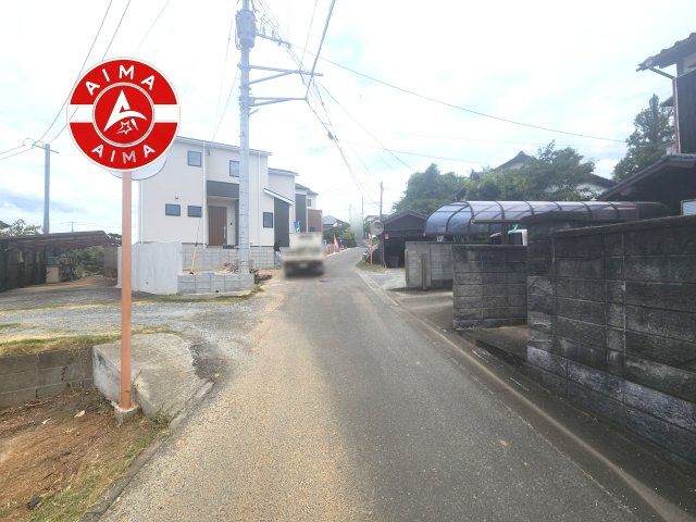 糸島市前原駅南1丁目第3-3棟(1号棟)の外観|前面道路含む現地の写真です。