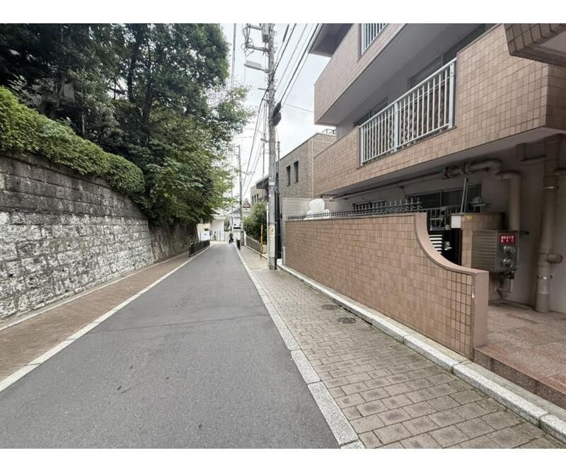 広尾ハイツ