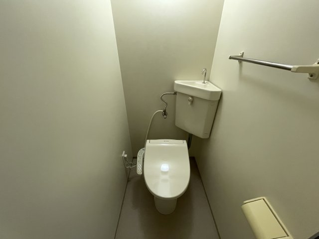 コンフォート甲子園のトイレ