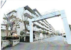 カネボウ芦屋アーバンプラザの外観