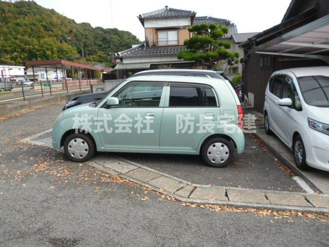 古木駐車場の駐車場|駐車場があるので、車を買う予定の方も安心です