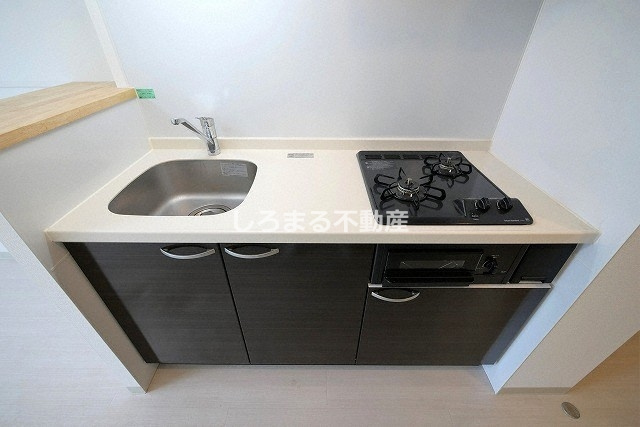 ＬＯＷＬＡＮＤＳ西天満のキッチン