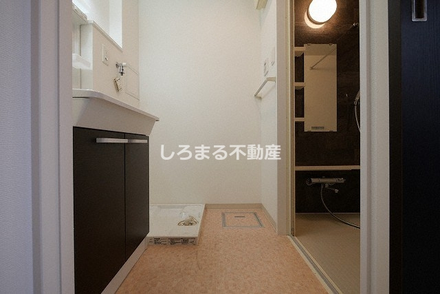 ＬＯＷＬＡＮＤＳ西天満の洗面所